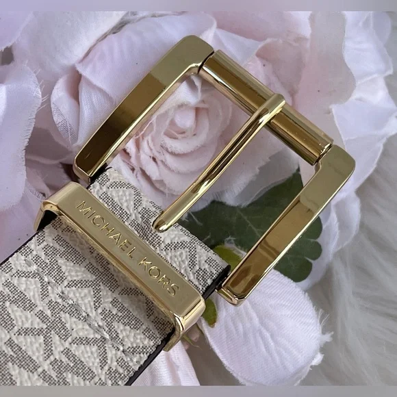 Michael Kors Women's Vanilla Faux Leather Belt - Picture 10 of 16